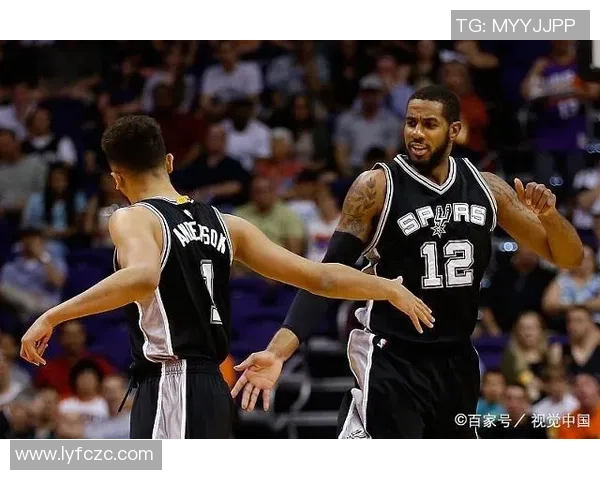 色格拉布鲁日与欧本的精彩对决分析及赛季表现回顾